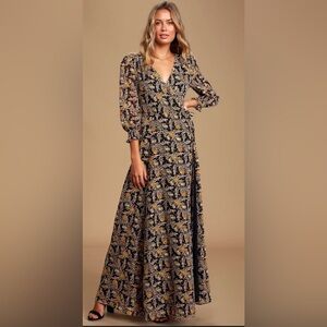 ❤️Beautiful Dark Femme Lulu’s Black Gold Purple Floral Maxi Wrap Dress